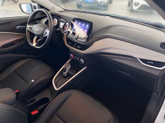 CHEVROLET-ONIX-2024