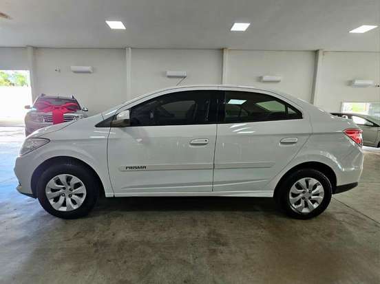 CHEVROLET-PRISMA-2013