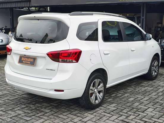 CHEVROLET-SPIN-2022