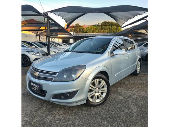 CHEVROLET VECTRA 2.0 MPFI GT HATCH 8V FLEX 4P MANUAL
