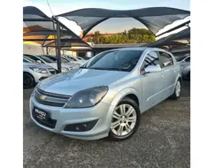 CHEVROLET VECTRA 2.0 MPFI GT HATCH 8V FLEX 4P MANUAL CHEVROLET VECTRA 2.0 MPFI GT HATCH 8V FLEX 4P MANUAL