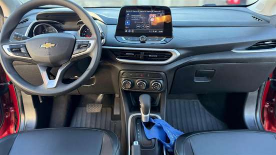 CHEVROLET-TRACKER-2023