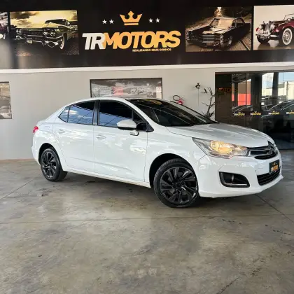 CITROËN C4 LOUNGE 1.6 EXCLUSIVE 16V TURBO FLEX 4P AUTOMÁTICO CITROËN C4 LOUNGE 1.6 EXCLUSIVE 16V TURBO FLEX 4P AUTOMÁTICO