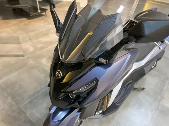 DAFRA CRUISYM 300 DAFRA CRUISYM 300