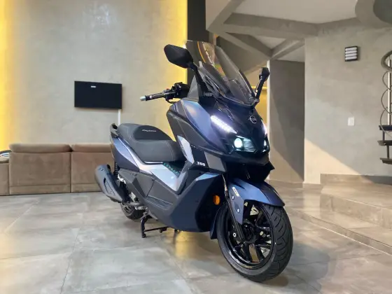DAFRA CRUISYM 300 DAFRA CRUISYM 300