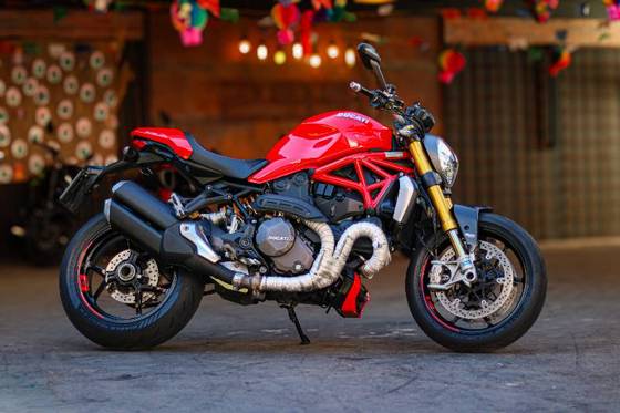 DUCATI MONSTER 1200 S 