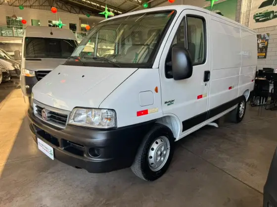 FIAT DUCATO 2.3 CARGO 8V TURBO DIESEL 3P MANUAL FIAT DUCATO 2.3 CARGO 8V TURBO DIESEL 3P MANUAL