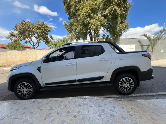 FIAT-STRADA-2022