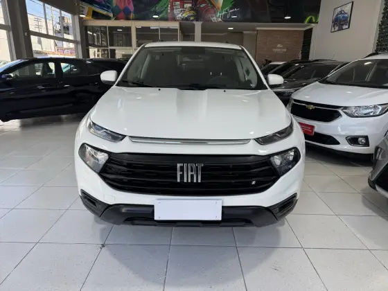 FIAT TORO 1.3 TURBO 270 FLEX ENDURANCE AT6 FIAT TORO 1.3 TURBO 270 FLEX ENDURANCE AT6