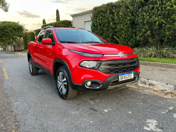 FIAT TORO 2.0 16V TURBO DIESEL FREEDOM 4WD AT9 FIAT TORO 2.0 16V TURBO DIESEL FREEDOM 4WD AT9