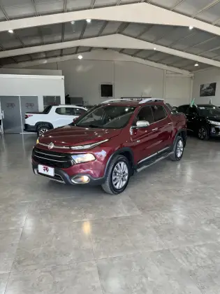 FIAT TORO 2.0 16V TURBO DIESEL RANCH 4WD AT9 FIAT TORO 2.0 16V TURBO DIESEL RANCH 4WD AT9