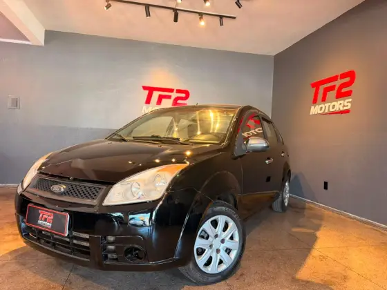 FORD FIESTA 1.6 MPI SEDAN 8V FLEX 4P MANUAL