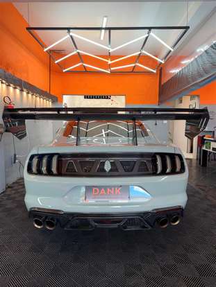 FORD-MUSTANG-2021