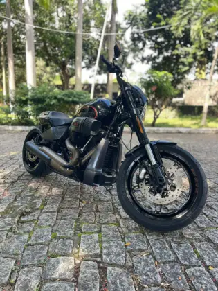 HARLEY-DAVIDSON SOFTAIL FXDR 114 
