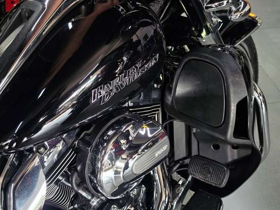 HARLEY-DAVIDSON-ELECTRA GLIDE ULTRA LIMITED-2016
