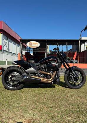 HARLEY-DAVIDSON-SOFTAIL FXDR 114-2019
