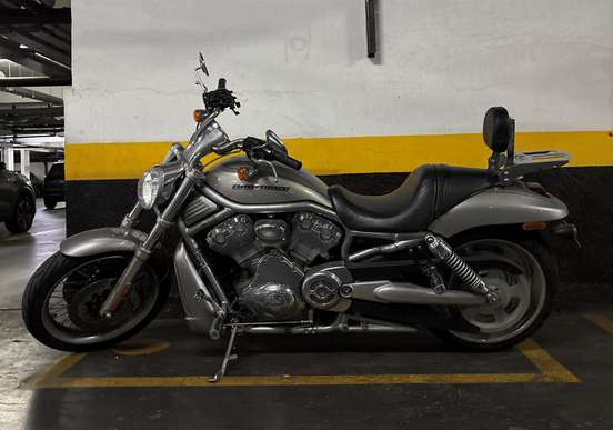HARLEY-DAVIDSON-V-ROD-2008