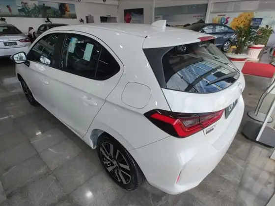 HONDA CITY 1.5 i-VTEC FLEX HATCH EX CVT