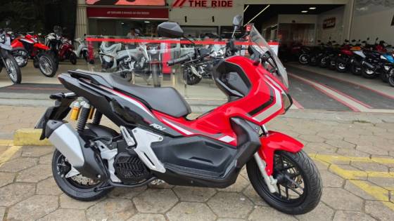HONDA ADV 
