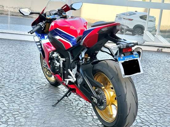 HONDA-CBR 1000RR-R FIREBLADE SP HONDA-CBR 1000RR-R FIREBLADE SP-2023