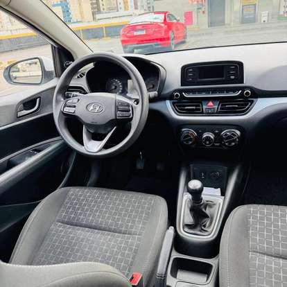 HYUNDAI-HB20-2023