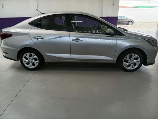 HYUNDAI-HB20S-2024