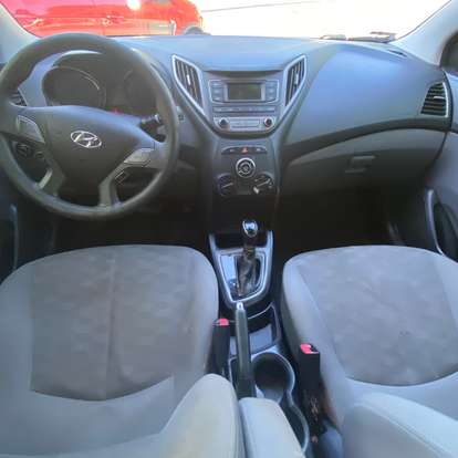 HYUNDAI-HB20S-2016