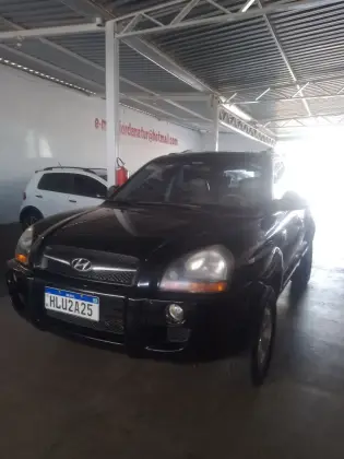 HYUNDAI TUCSON 2.0 MPFI GL 16V 142CV 2WD GASOLINA 4P AUTOMÁTICO