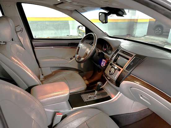 HYUNDAI-VERACRUZ-3.8 GLS 4WD 4X4 V6 24V GASOLINA 4P AUTOMÁTICO HYUNDAI-VERACRUZ-2010
