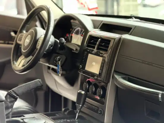 JEEP-CHEROKEE-3.7 LIMITED 4X4 V6 12V GASOLINA 4P AUTOMÁTICO JEEP-CHEROKEE-2012