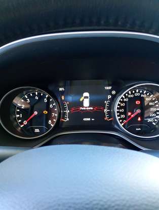 JEEP-COMPASS-2.0 16V FLEX LIMITED AUTOMÁTICO JEEP-COMPASS-2020