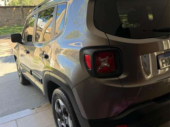 JEEP-RENEGADE-1.8 16V FLEX STD 4P AUTOMÁTICO JEEP-RENEGADE-2021
