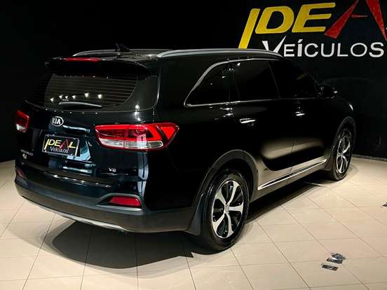 KIA-SORENTO-3.3 V6 GASOLINA EX 7L AUTOMATICO KIA-SORENTO-2015