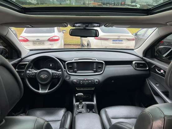 KIA-SORENTO-3.3 V6 GASOLINA EX 7L AUTOMATICO KIA-SORENTO-2015
