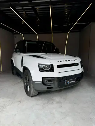 LAND ROVER DEFENDER 3.0 D300 TURBO DIESEL MHEV 90 HSE AWD AUTOMÁTICO LAND ROVER DEFENDER 3.0 D300 TURBO DIESEL MHEV 90 HSE AWD AUTOMÁTICO