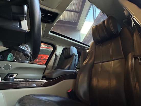 LAND ROVER-RANGE ROVER VOGUE-4.4 AUTOBIOGRAPHY SDV8 4X4 TURBO DIESEL 4P AUTOMÁTICO LAND ROVER-RANGE ROVER VOGUE-2015