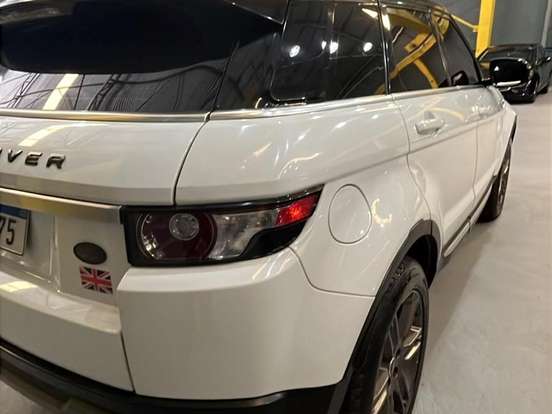 LAND ROVER-RANGE ROVER EVOQUE-2.0 PRESTIGE TECH 4WD 16V GASOLINA 4P AUTOMÁTICO LAND ROVER-RANGE ROVER EVOQUE-2013