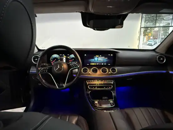 MERCEDES-BENZ-E 300-2022