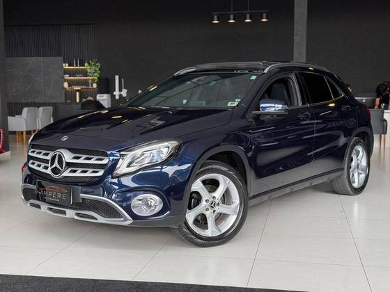 MERCEDES-BENZ GLA 200 1.6 CGI FLEX ADVANCE 7G-DCT