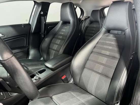 MERCEDES-BENZ-GLA 200-1.6 CGI FLEX ADVANCE 7G-DCT MERCEDES-BENZ-GLA 200-2019