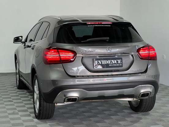 MERCEDES-BENZ-GLA 200-1.6 CGI FLEX ADVANCE 7G-DCT MERCEDES-BENZ-GLA 200-2019