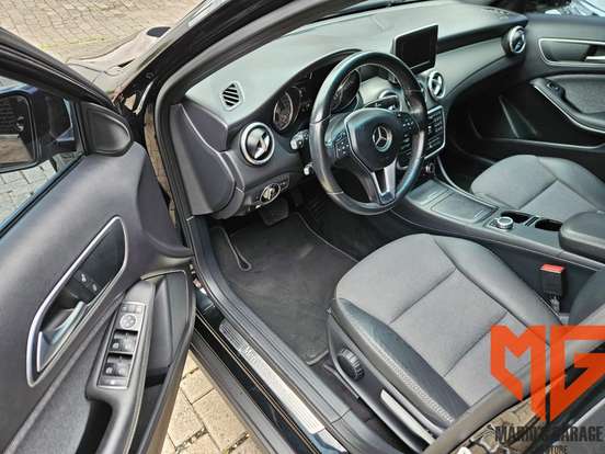 MERCEDES-BENZ-GLA 200-1.6 CGI STYLE 16V TURBO FLEX 4P AUTOMÁTICO MERCEDES-BENZ-GLA 200-2015
