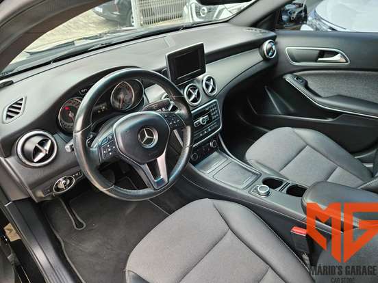 MERCEDES-BENZ-GLA 200-1.6 CGI STYLE 16V TURBO FLEX 4P AUTOMÁTICO MERCEDES-BENZ-GLA 200-2015