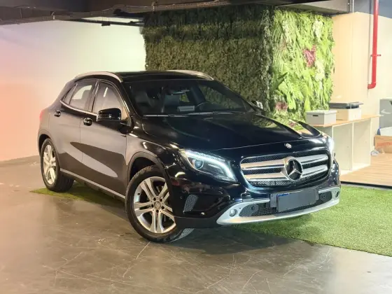 MERCEDES-BENZ GLA 250 2.0 16V TURBO GASOLINA ENDURO 4P AUTOMÁTICO
