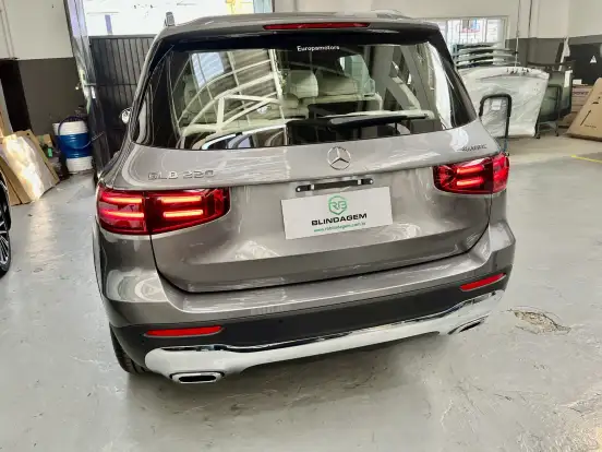 MERCEDES-BENZ-GLB 220-2.0 MHEV PROGRESSIVE 4MATIC 8G-DCT MERCEDES-BENZ-GLB 220-2025