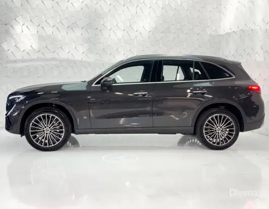 MERCEDES-BENZ-GLC 300-2026