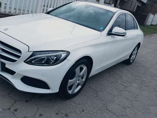 MERCEDES-BENZ-C 180-1.6 CGI EXCLUSIVE 16V TURBO GASOLINA 4P AUTOMÁTICO MERCEDES-BENZ-C 180-2016