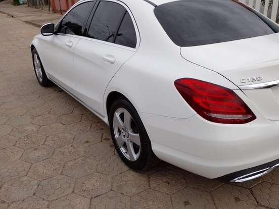 MERCEDES-BENZ-C 180-1.6 CGI EXCLUSIVE 16V TURBO GASOLINA 4P AUTOMÁTICO MERCEDES-BENZ-C 180-2016