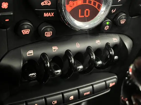 MINI-COUNTRYMAN-1.6 S ALL4 4X4 16V 184CV TURBO GASOLINA 4P AUTOMÁTICO MINI-COUNTRYMAN-2011