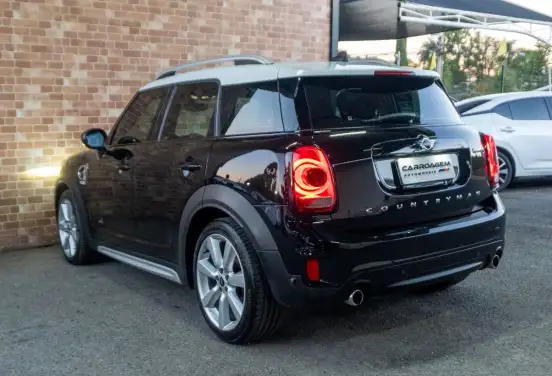 MINI-COUNTRYMAN-2019